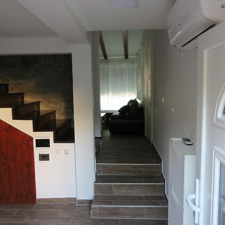 Holiday Home Ljubicic Башка Екстер'єр фото